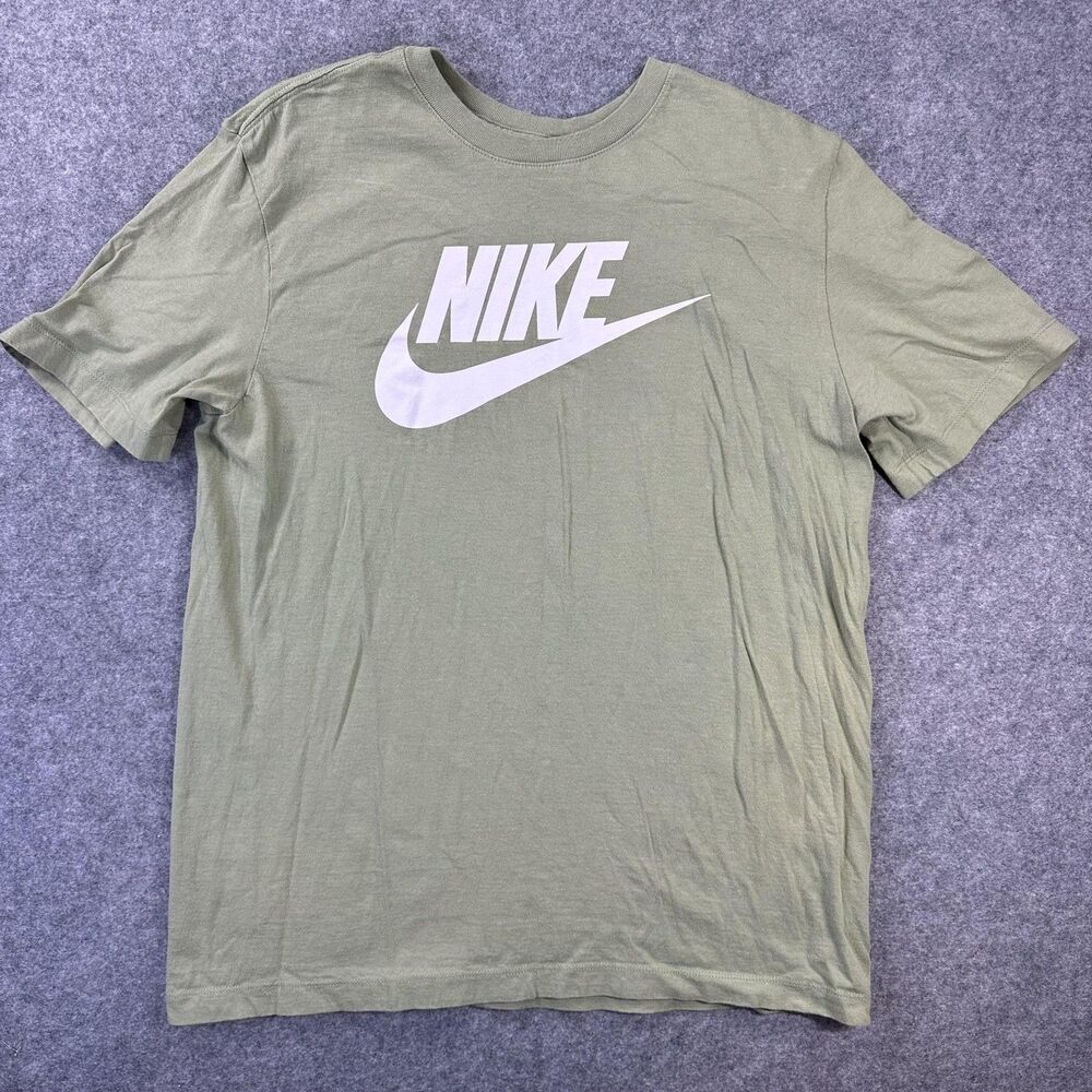 Nike Shirt Mens Medium Green Big Swoosh Logo Graphic Tee The Nike Tee Tagless